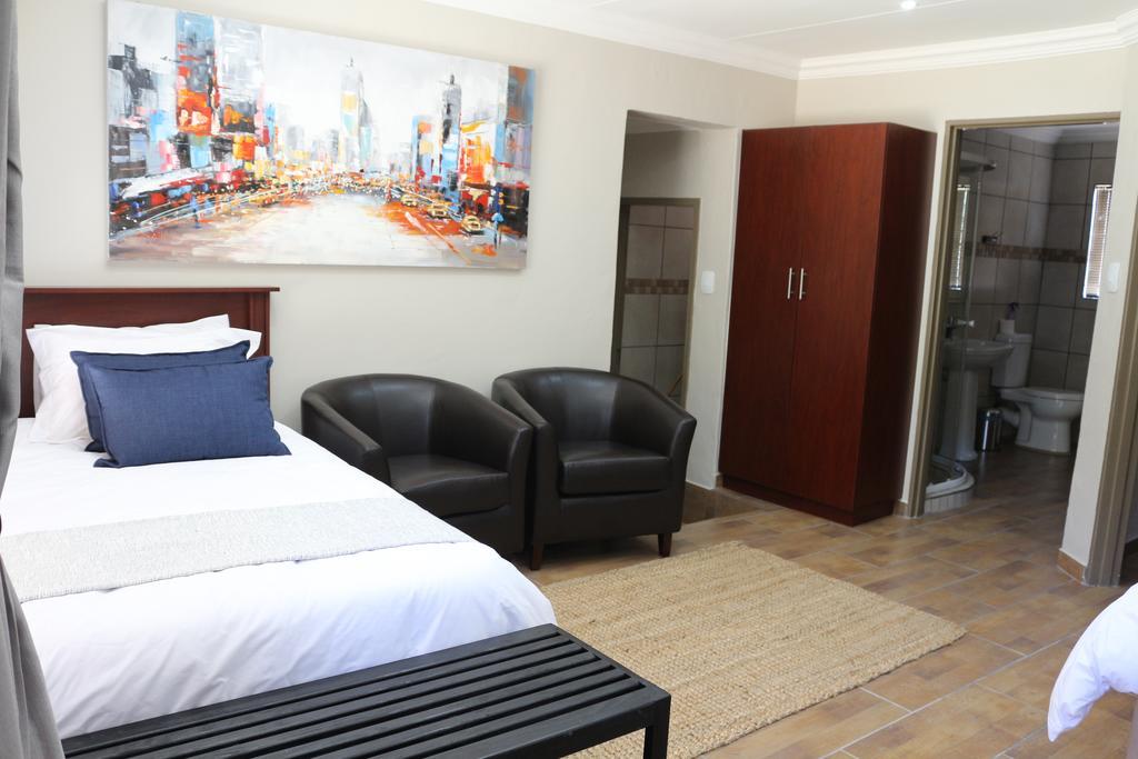 Hummingbird'S Nest Hotel Mbombela Exterior photo